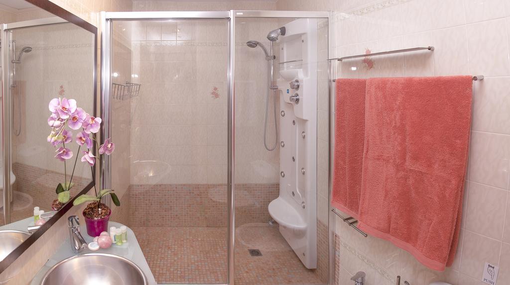 Apartamentos Parot Quality Santa Eulària des Riu Chambre photo